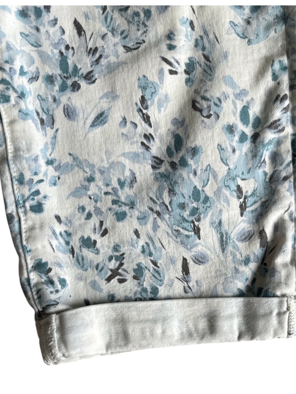 NYDJ Lift Tuck Denim Jeans Capri Women Plus 18W Blue White Floral Stretch Cuff - Picture 8 of 15